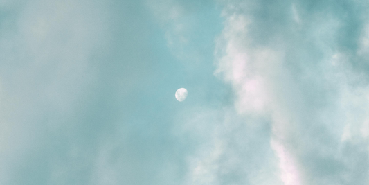 🌙 Unveiling the New Moon Energies: Theta Naturals Co. Launches on a New Moon 🌱