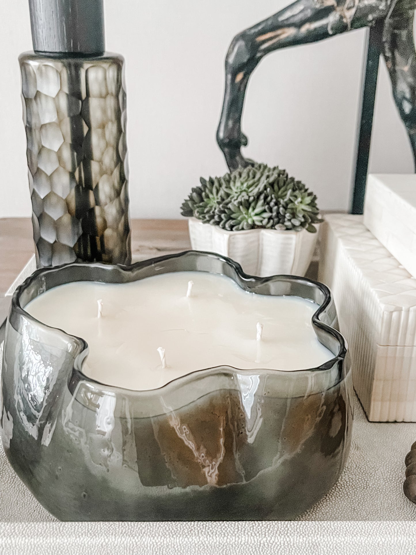 Design Collection - Smoke Grey - Blue Lotus, Clary Sage & Bay