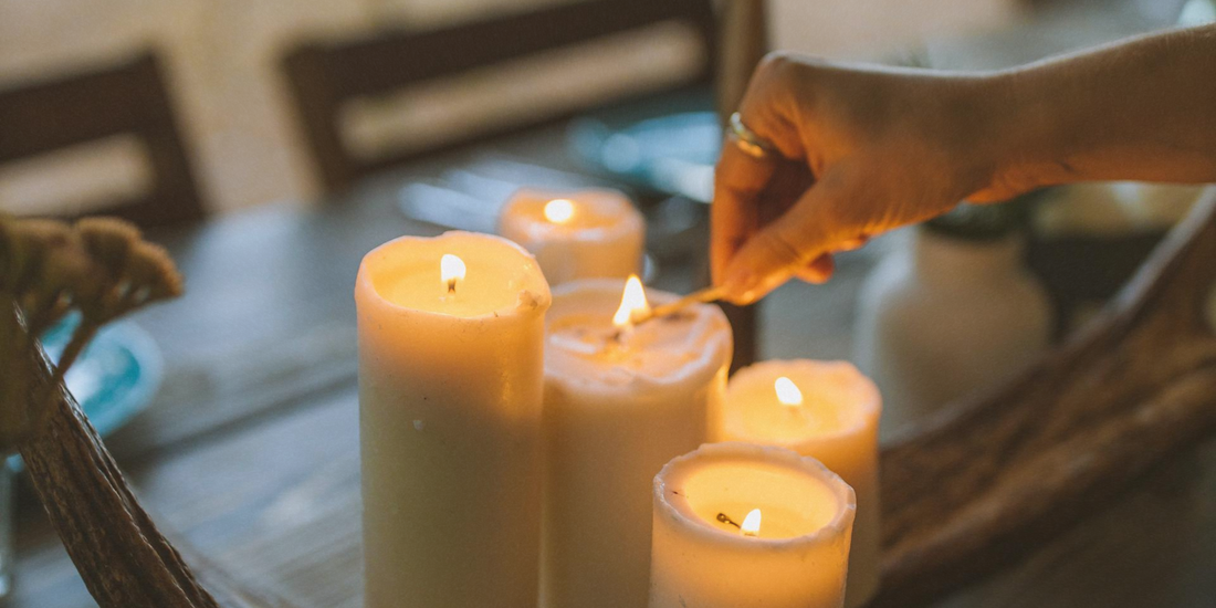 Understanding Candle Waxes: Unveiling the Truth About Paraffin, Vegetable Waxes, and the Rise of Coconut Wax